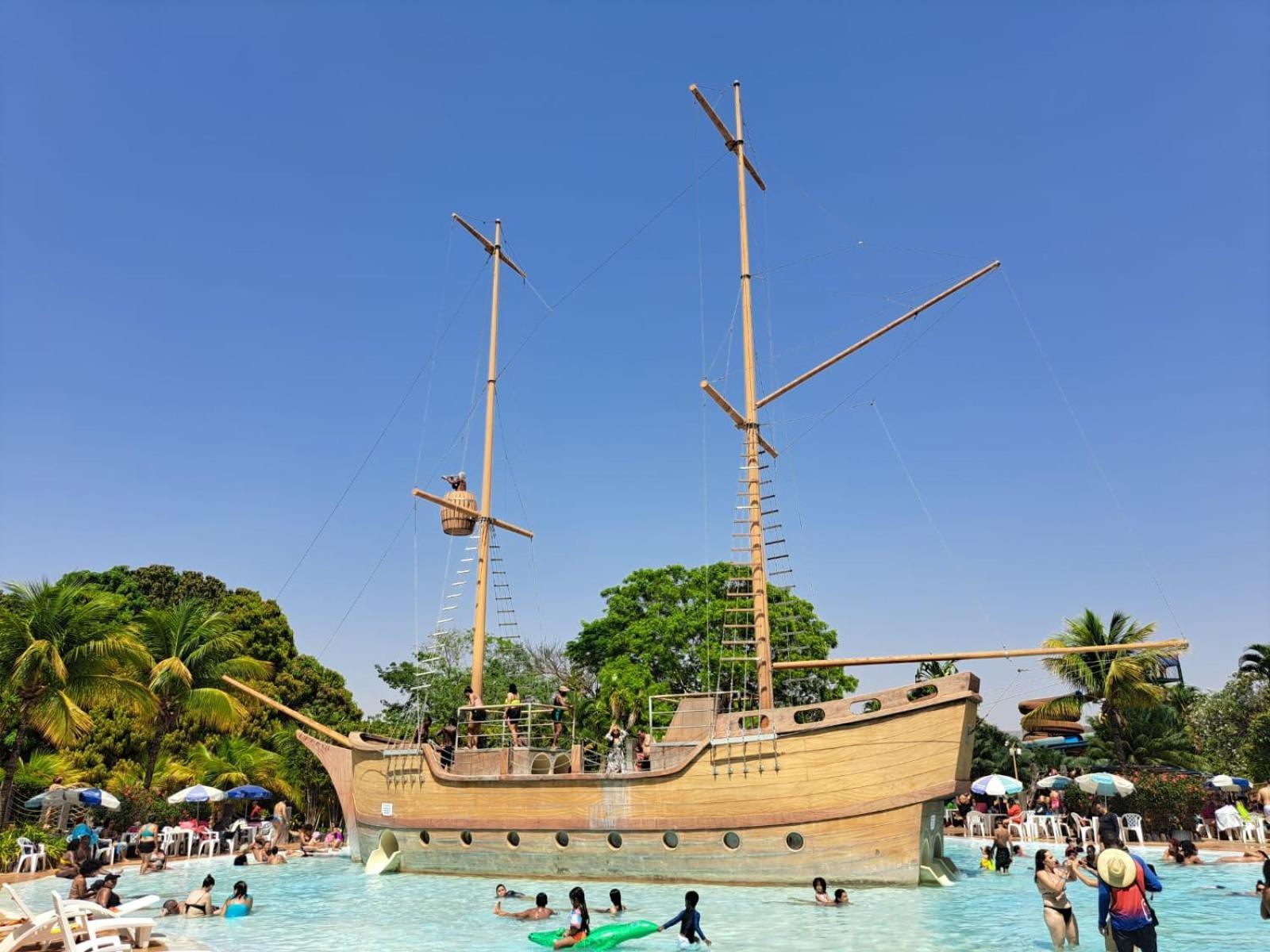 Piazza Diroma Hotel - Acqua Park E Splash 卡达斯诺瓦斯 外观 照片