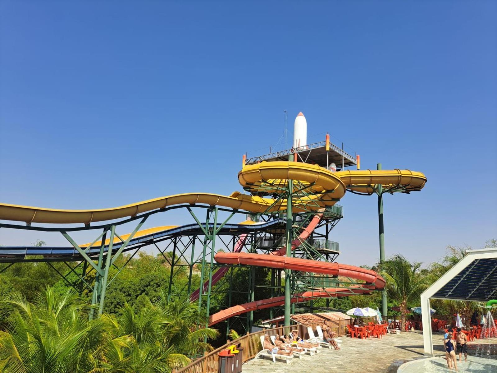 Piazza Diroma Hotel - Acqua Park E Splash 卡达斯诺瓦斯 外观 照片