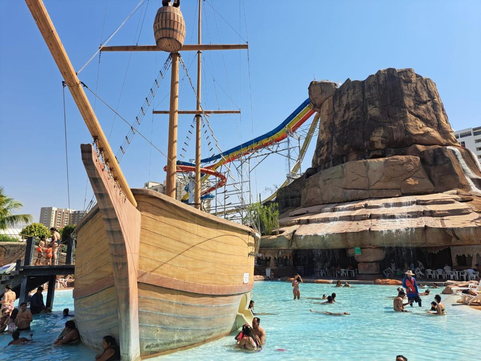 Piazza Diroma Hotel - Acqua Park E Splash 卡达斯诺瓦斯 外观 照片